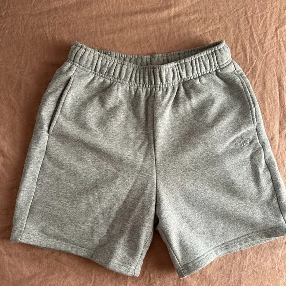 ALO Yoga Women's Sweat Shorts - Picture 2 of 6